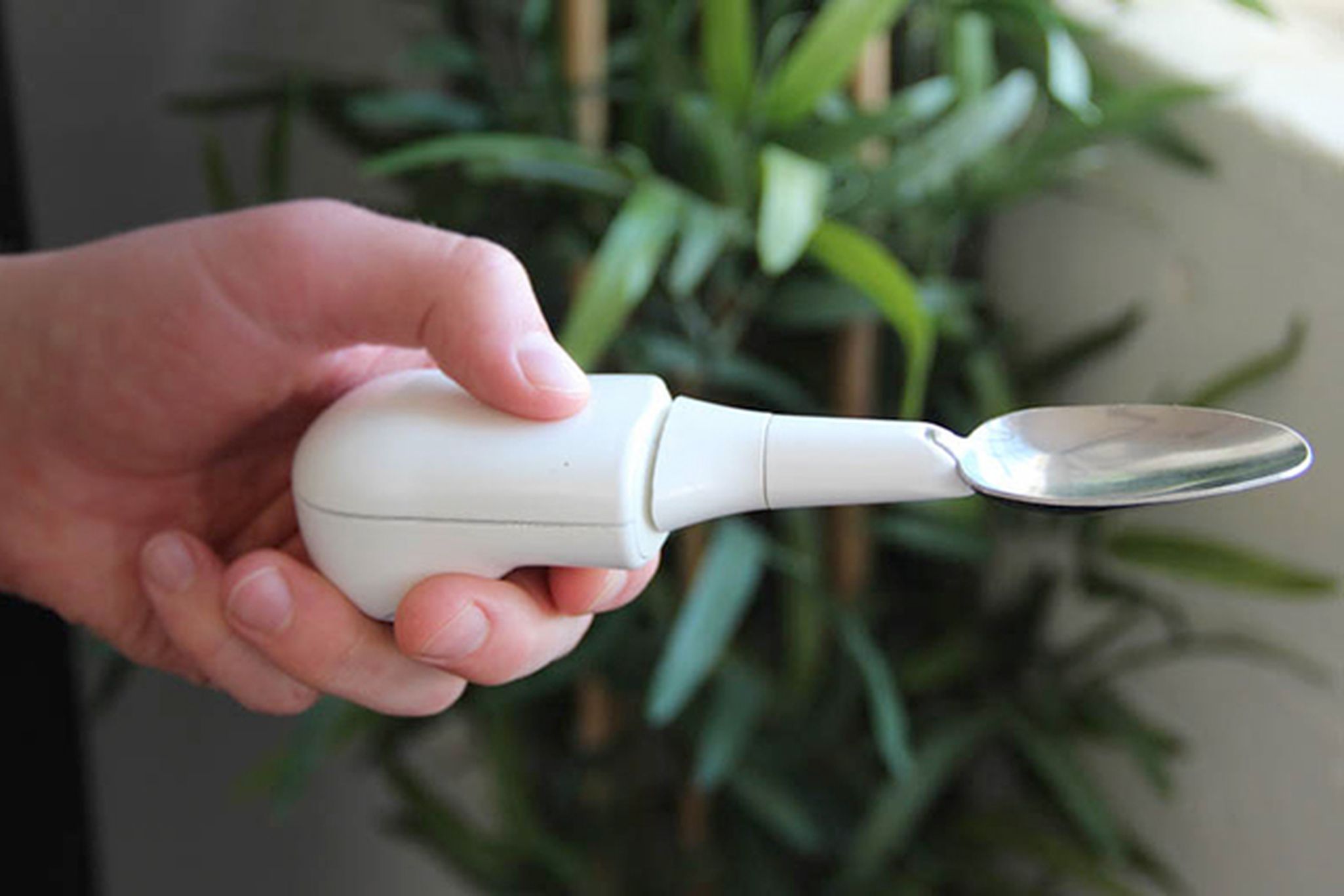 Liftware spoon helps Parkinson