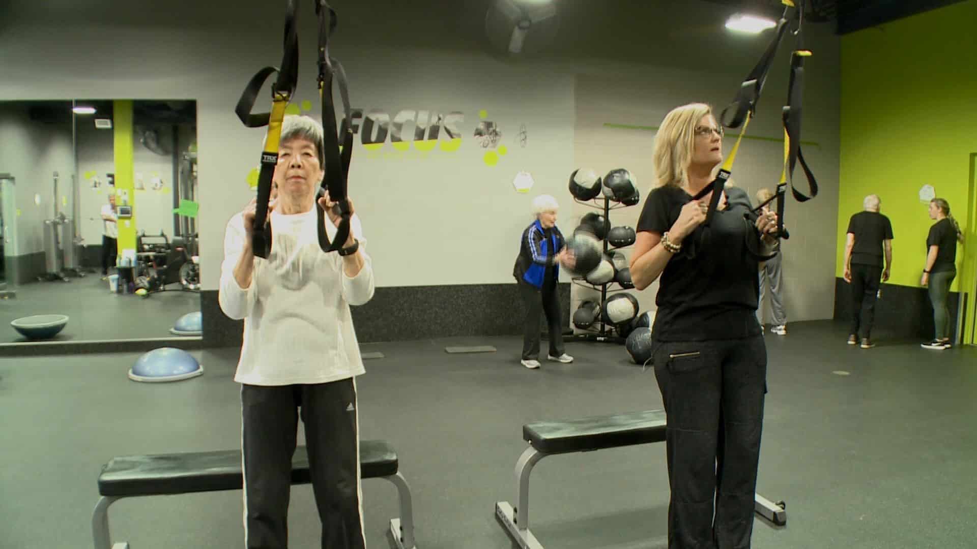 This exercise class can help those living with Parkinsonâs disease ...