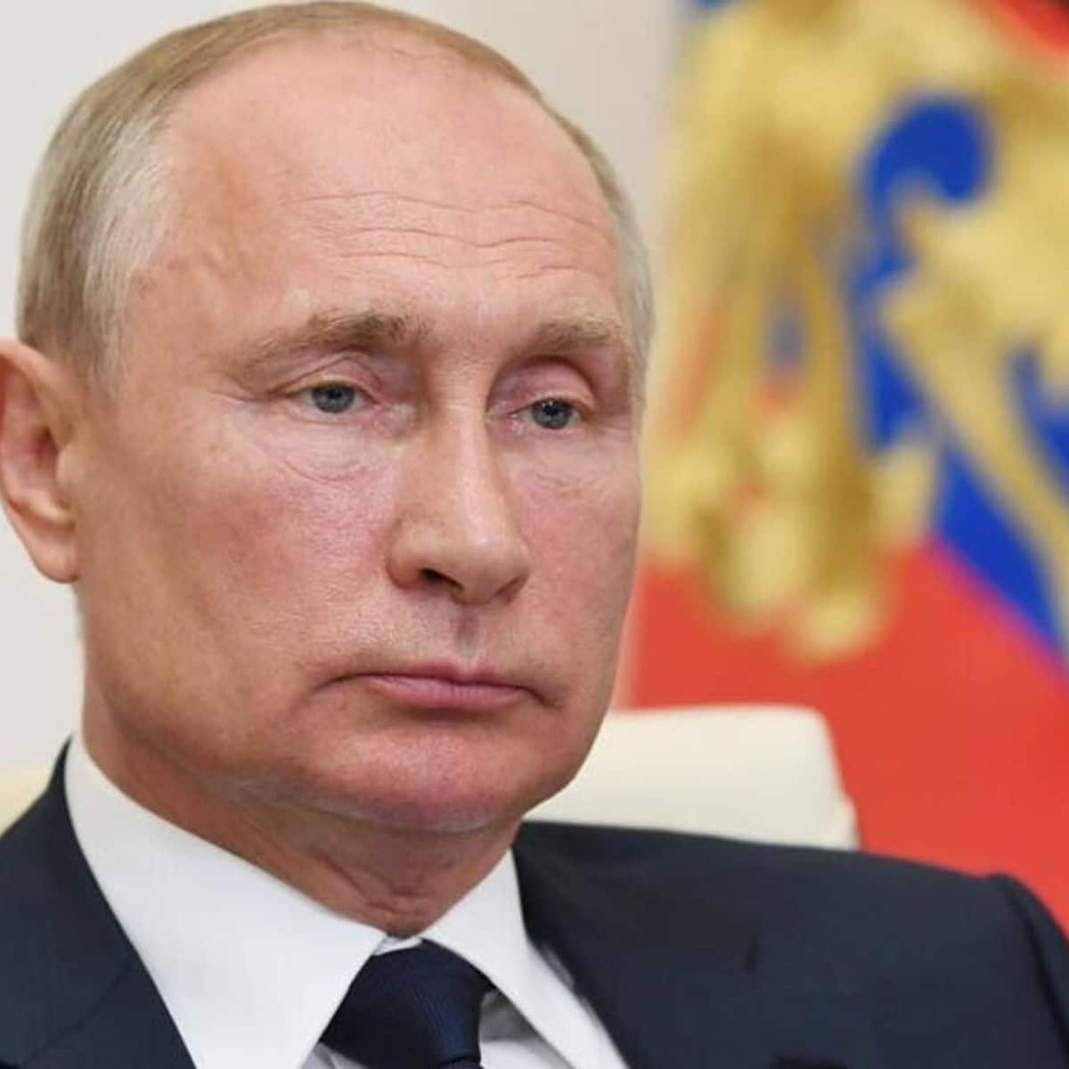 Vladimir Putin has Parkinson
